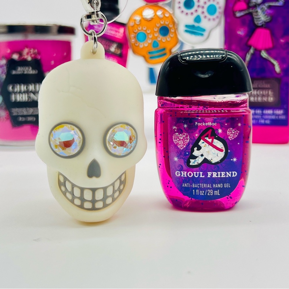 BBW 💀🎀 Ghoul Friend 🎀💀 8 pc Halloween gift set NWT - Picture 4 of 8